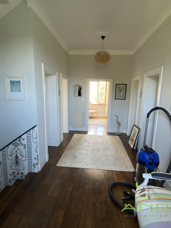 Maison ancienne - 206 m² - 7 pièces