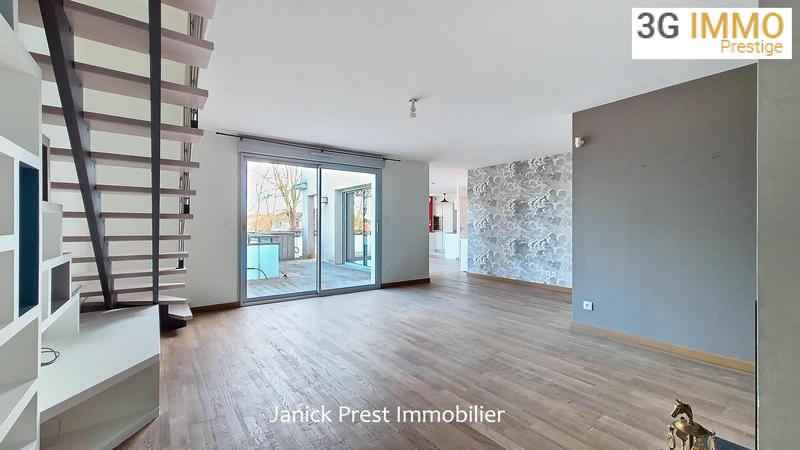Duplex - 153 m² - 7 pièces