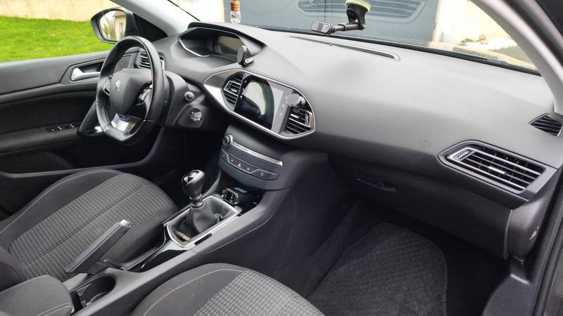 Peugeot 308 Sw 1.5 BlueHDi 100 Active Business