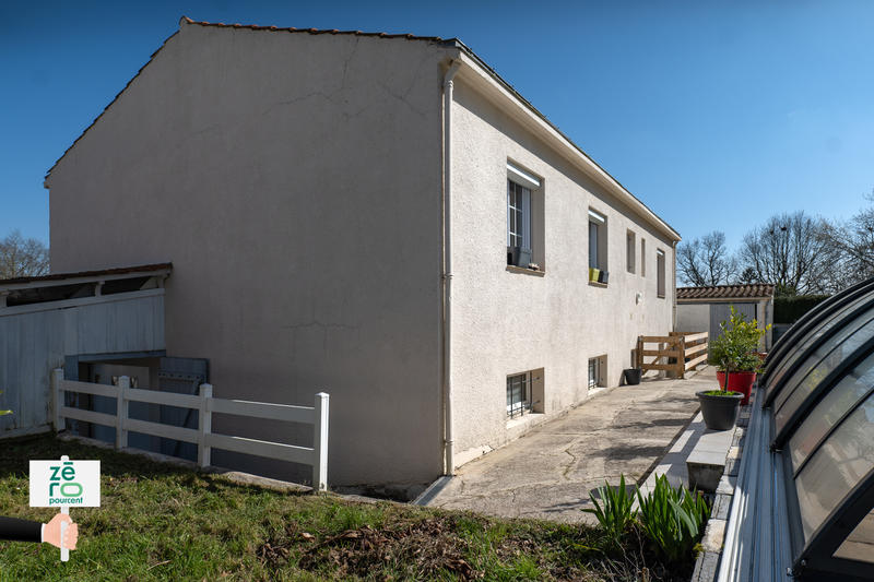 Maison - 97 m² - 5 pièces