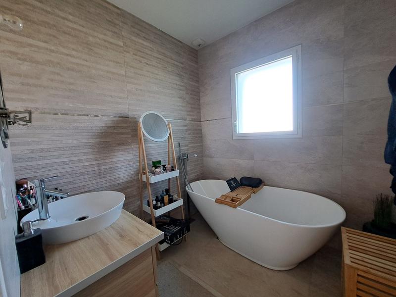 Maison contemporaine - 145 m² - 4 pièces