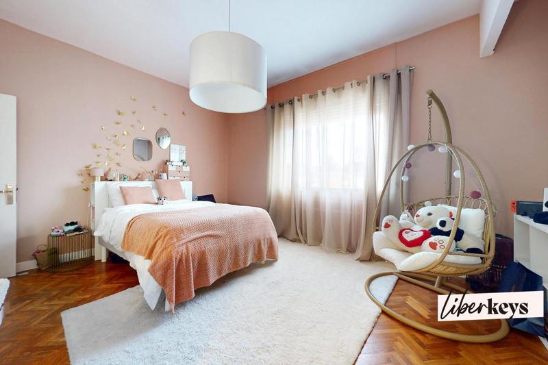 Maison d'architecte - 262 m² - 6 pièces