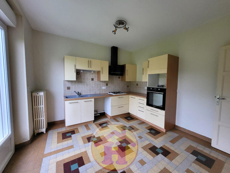 Maison - 138 m² - 6 pièces