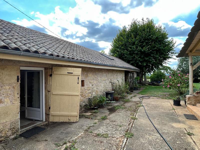 Maison - 220 m² - 6 pièces