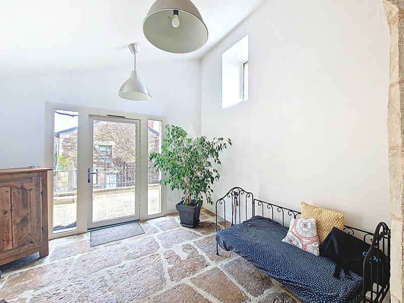 Maison - 180 m² - 6 pièces