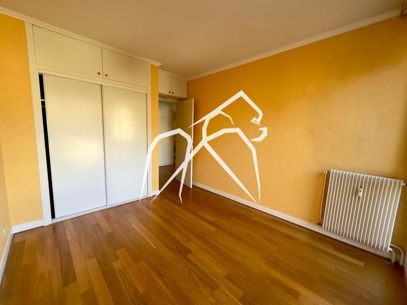 Appartement - 89 m² - 4 pièces