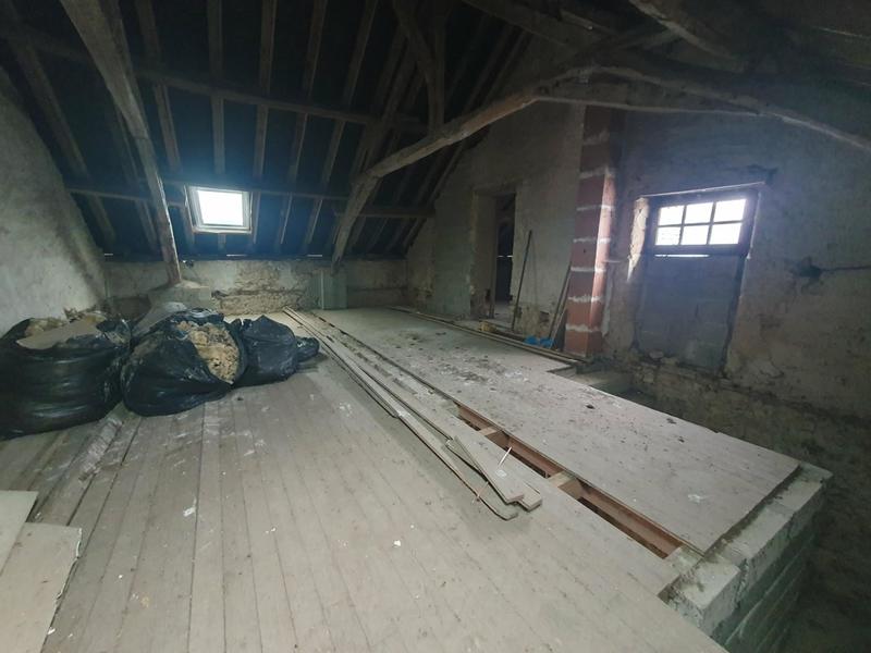 Maison - 92 m² - 5 pièces