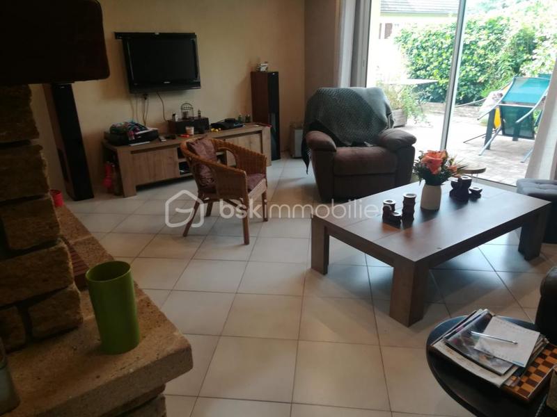 Maison traditionnelle - 136 m² - 5 pièces