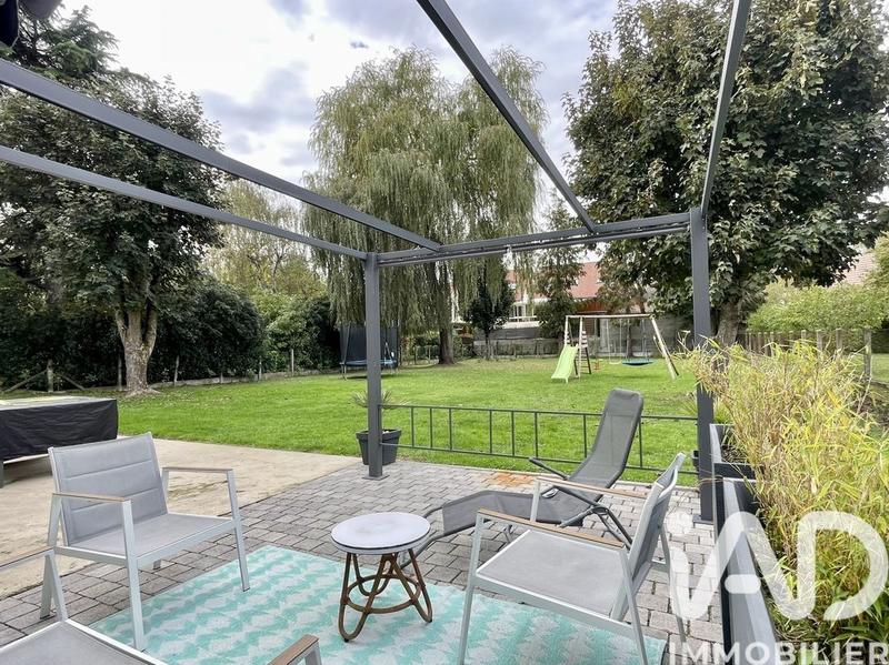 Maison - 223 m² - 6 pièces