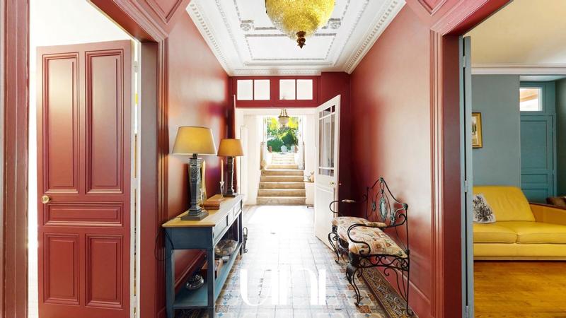 Maison bourgeoise - 264 m² - 7 pièces