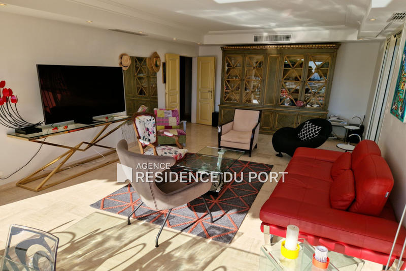 Appartement - 127 m² - 4 pièces