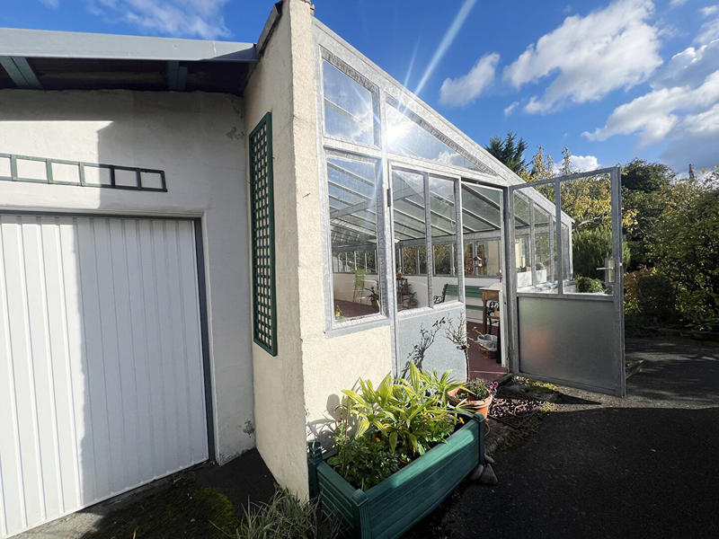 Maison - 208 m² - 7 pièces