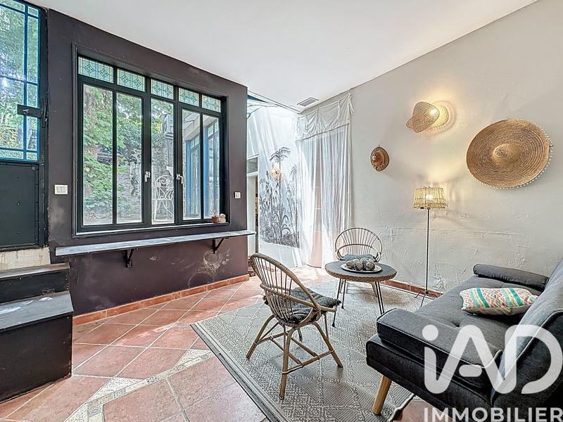 Maison - 180 m² - 8 pièces