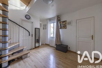 Maison de ville - 77 m² - 4 pièces