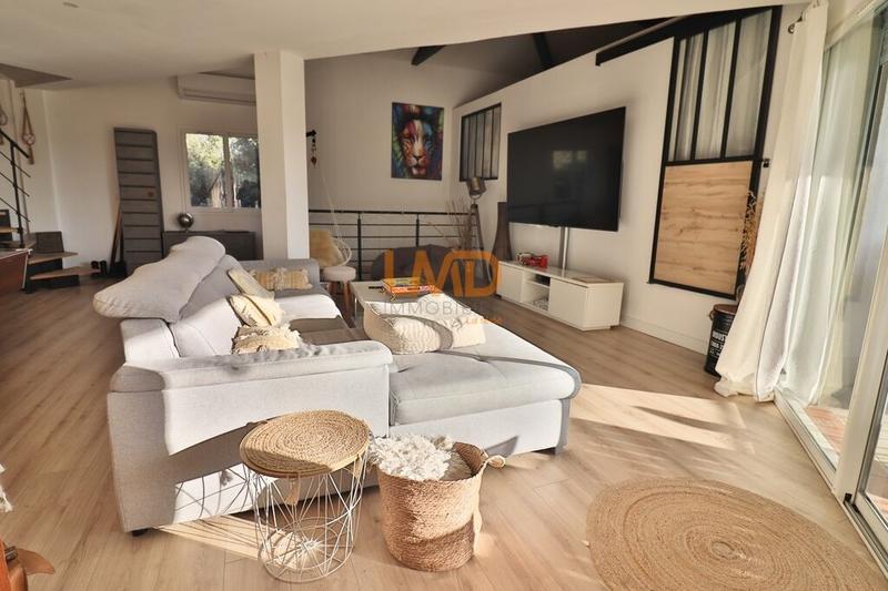 Propriété - 370 m² - 13 pièces