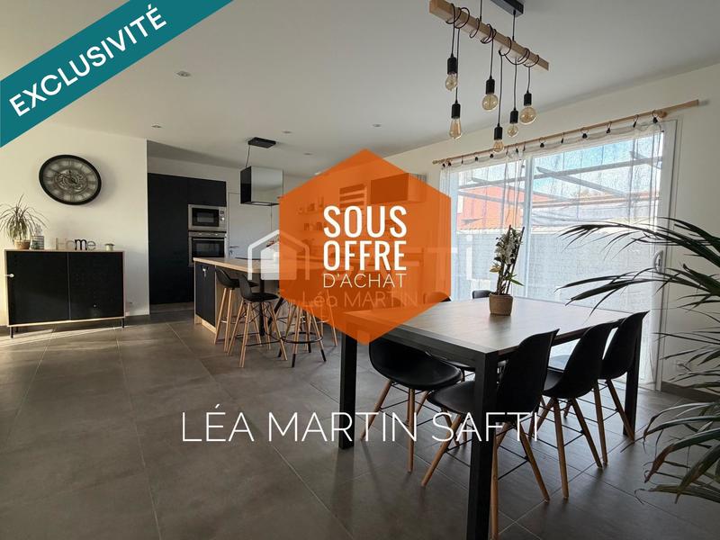 Maison - 90 m² - 5 pièces