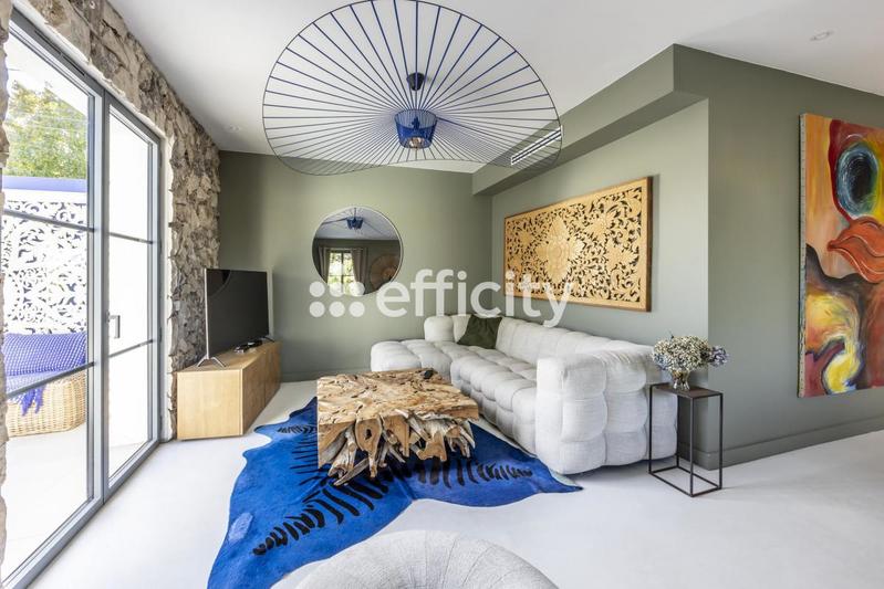 Pavillon - 120 m² - 6 pièces