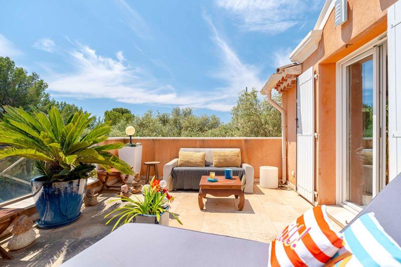 Appartement - 200 m² - 5 pièces