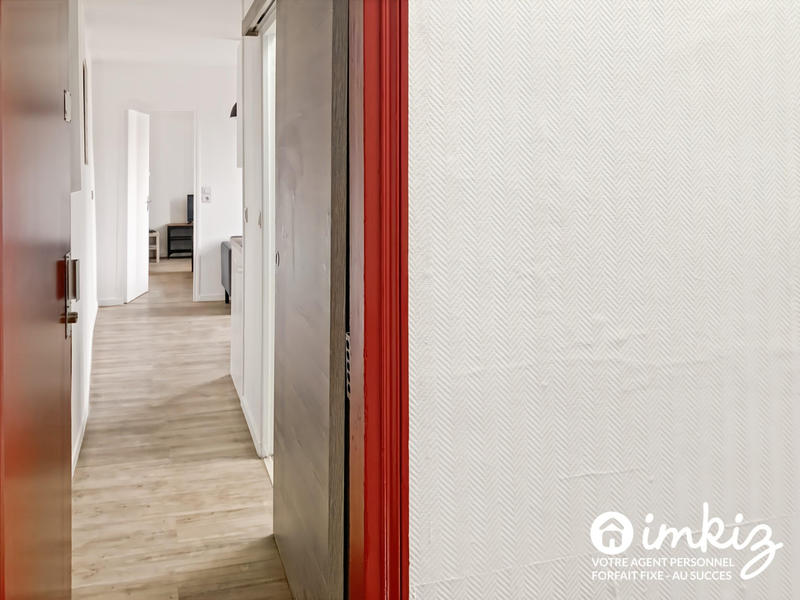 Maison - 185 m² - 12 pièces