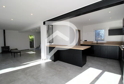 Maison - 110 m² - 4 pièces