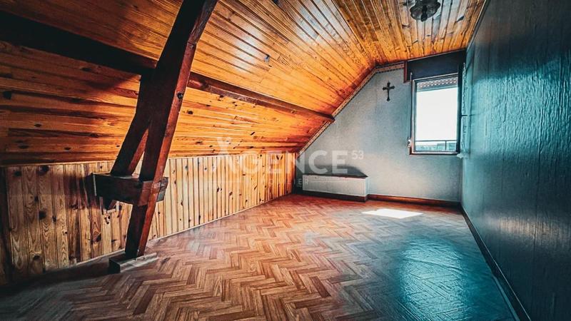 Maison - 87 m² - 4 pièces