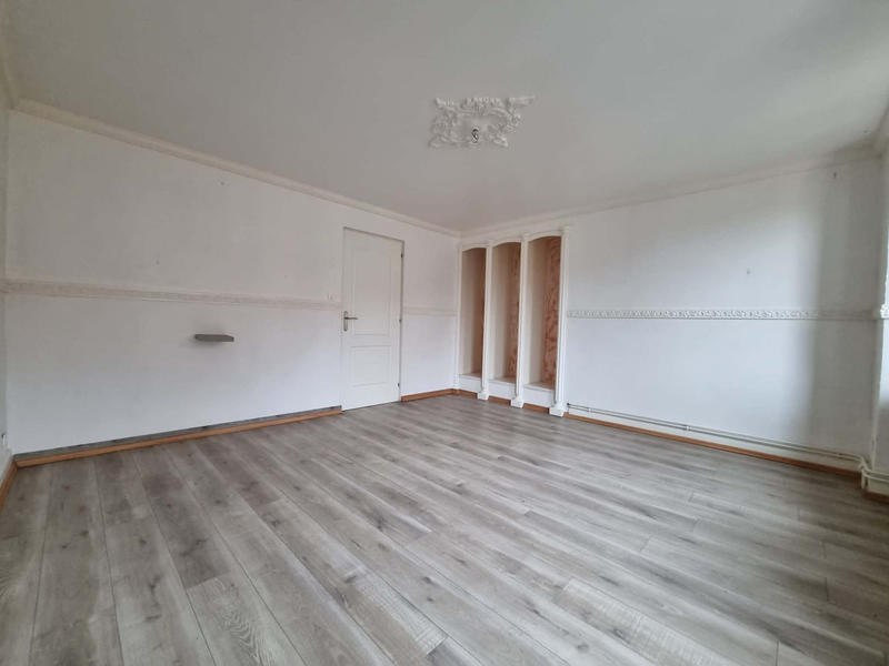 Maison - 185 m² - 6 pièces