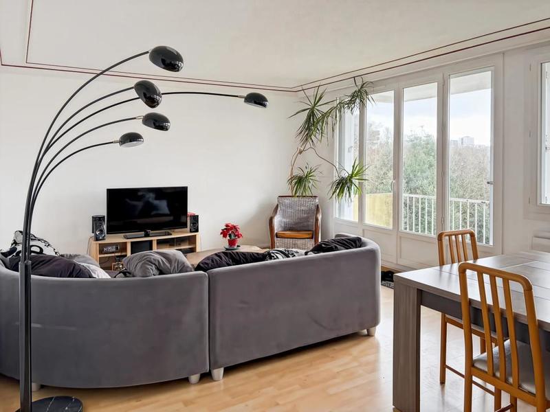 Appartement - 86 m² - 4 pièces