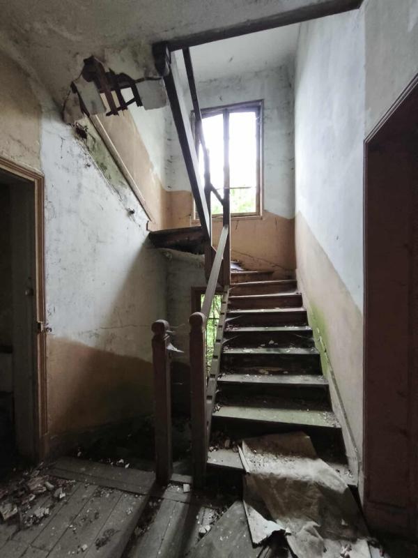 Maison - 150 m² - 9 pièces