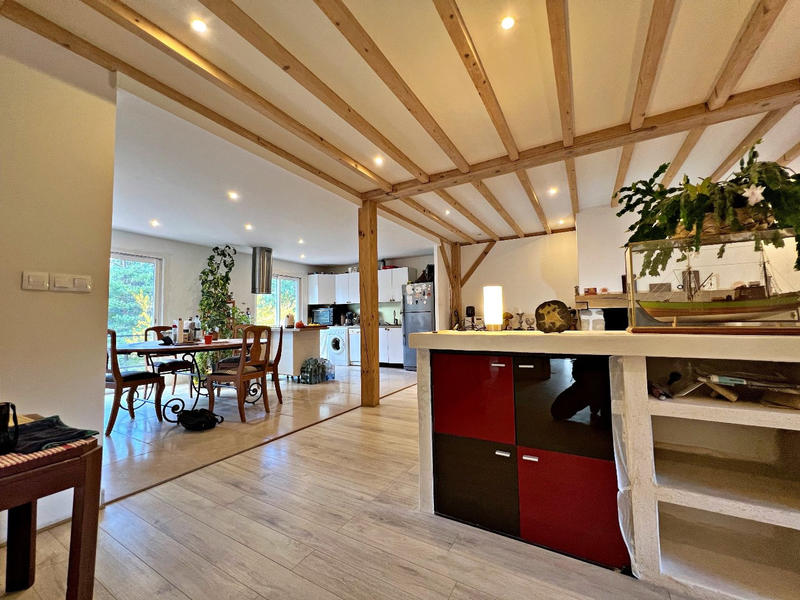 Maison - 170 m² - 5 pièces