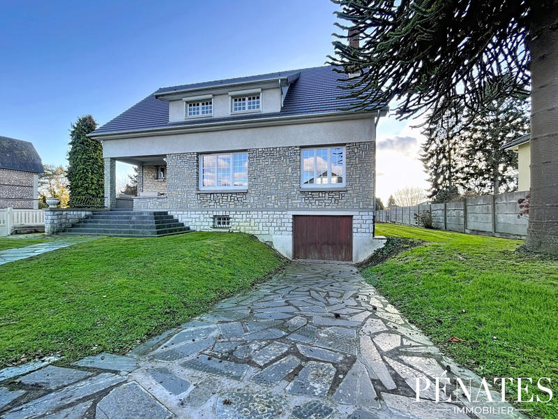 Maison - 185 m² - 6 pièces