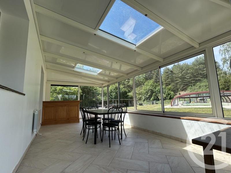 Maison - 189 m² - 4 pièces