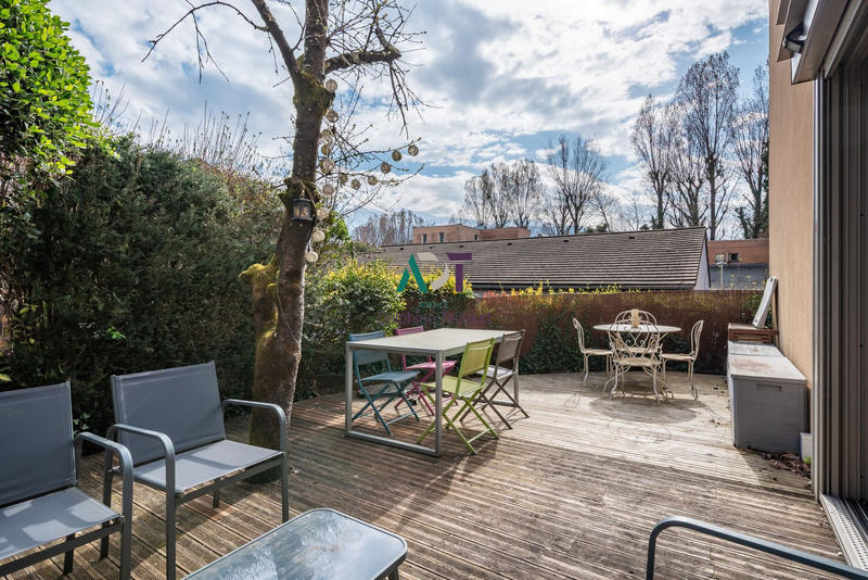 Appartement - 90 m² - 5 pièces