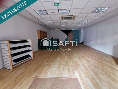 Local commercial - 128 m² - 3 pièces