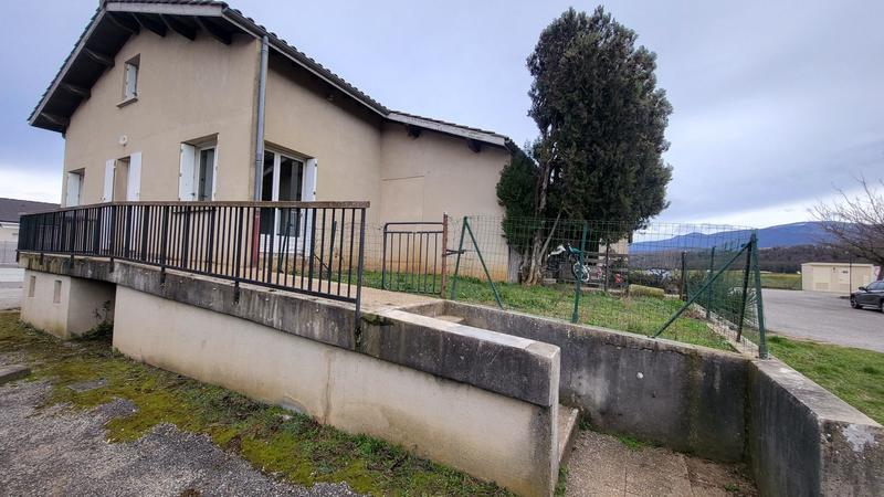 Appartement - 80 m² - 4 pièces