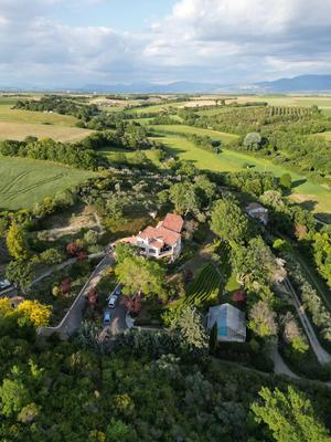 Maison chambre d'hôtes - 250 m² - 7 pièces