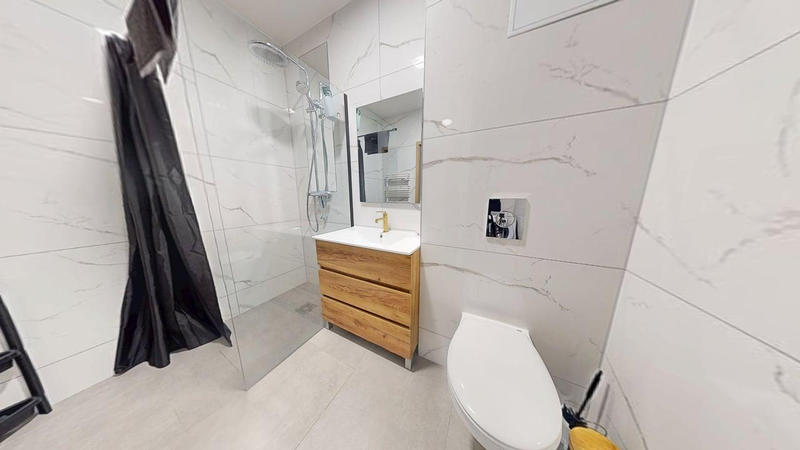 Appartement - 85 m² - 4 pièces