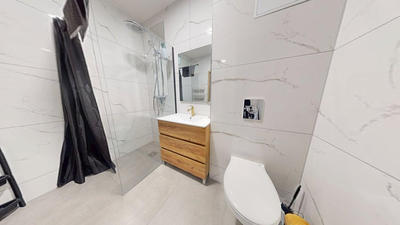 Appartement - 85 m² - 4 pièces