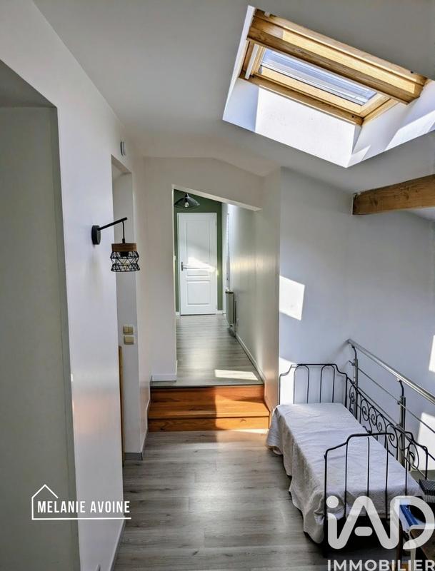 Maison - 169 m² - 7 pièces
