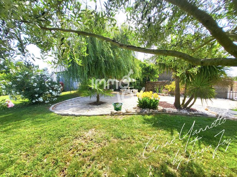 Propriété - 600 m² - 14 pièces