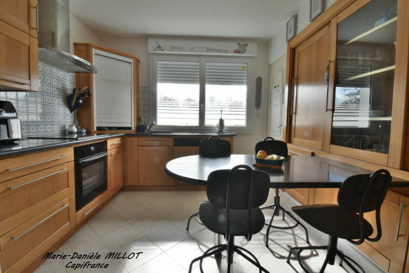 Maison - 109 m² - 6 pièces