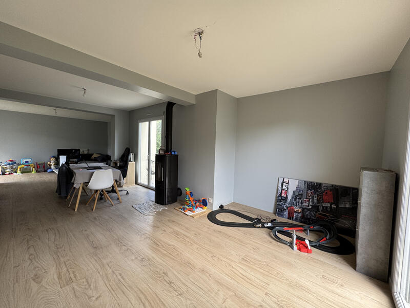 Maison - 103 m² - 5 pièces