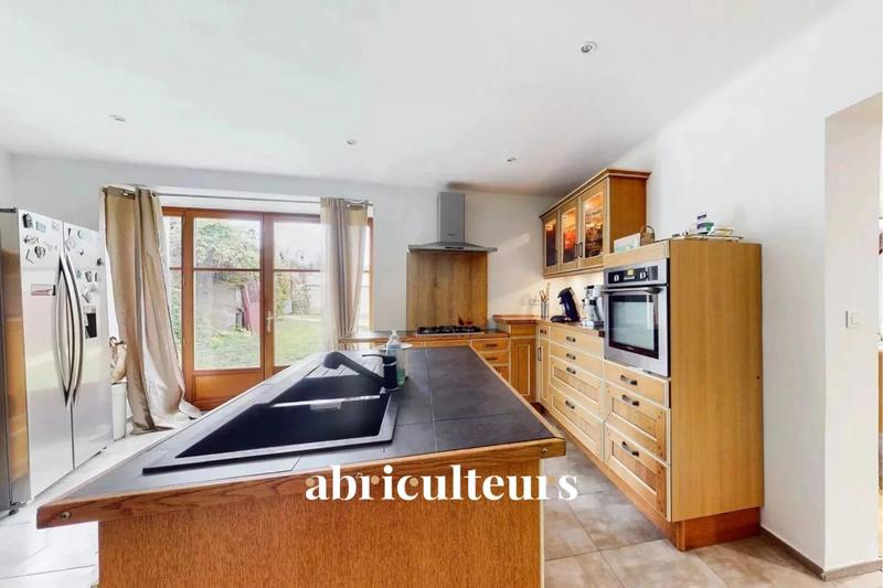 Maison ancienne - 260 m² - 7 pièces