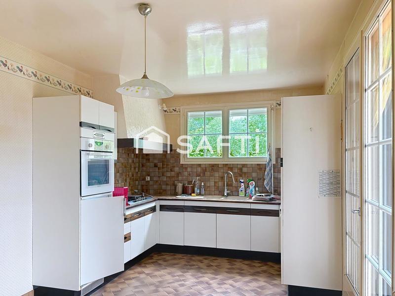 Propriété - 123 m² - 8 pièces