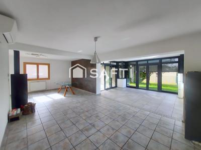 Maison - 138 m² - 6 pièces