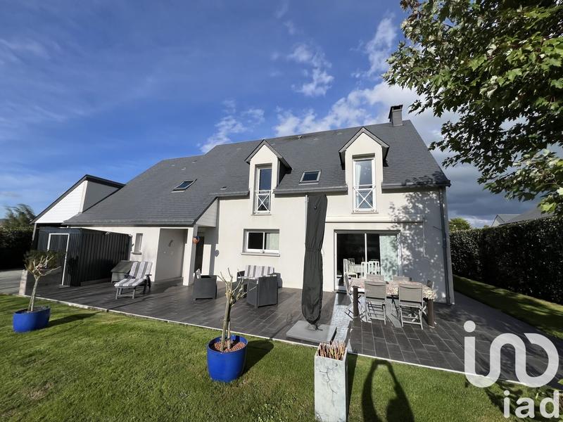 Maison - 185 m² - 9 pièces