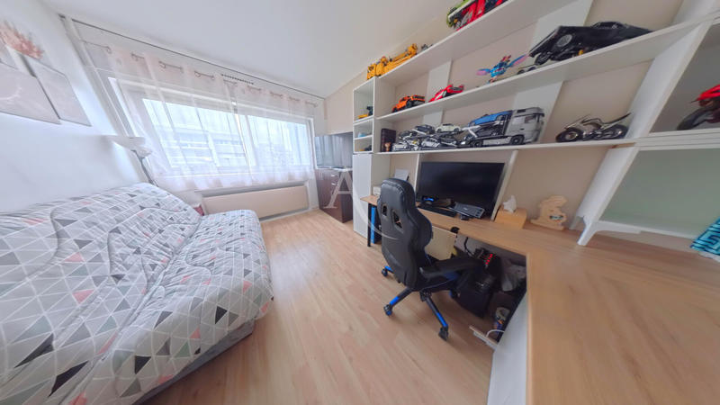 Appartement - 79 m² - 4 pièces