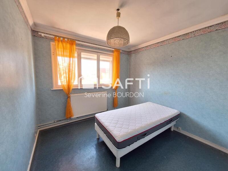 Maison - 75 m² - 5 pièces