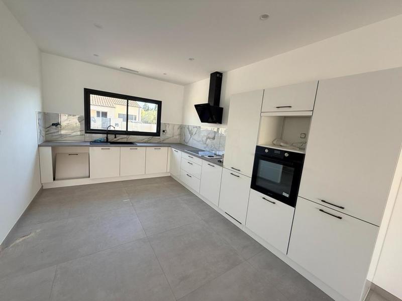 Villa - 104 m² - 4 pièces