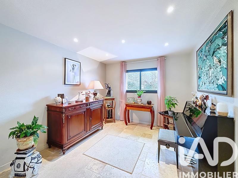 Maison - 185 m² - 6 pièces