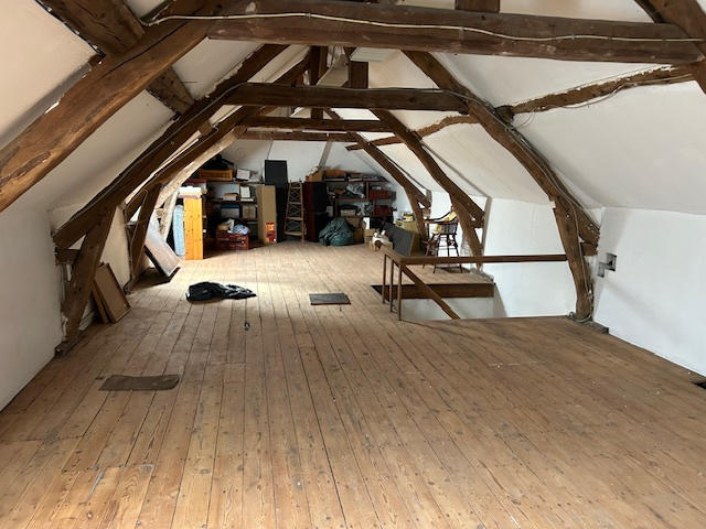 Propriété - 420 m² - 14 pièces